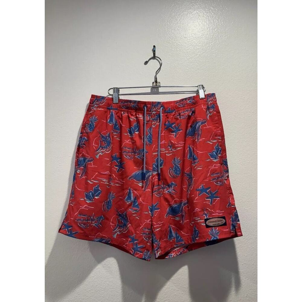 Vineyard Vines Board Shorts Men’s Size Medium Print Swim Fish Pineapple Starfish